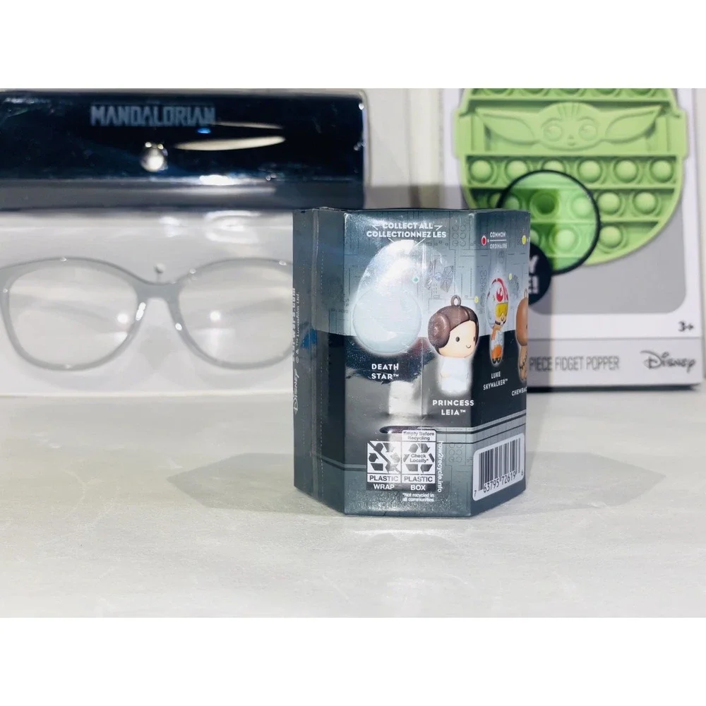 Star Wars Bundle Mandalorian Kids Blue Light Glasses, Pop-EEZE, Mystery Ornament